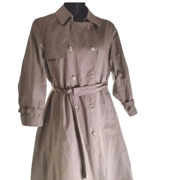 Cambridge Trench Coat - Picture 1 of 14